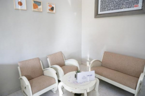 Prabu House Jeng Nares Near Malioboro, Alun-alun Yogyakarta